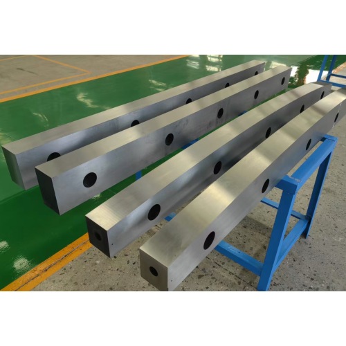 Solid carbide rolling mill slitting blades