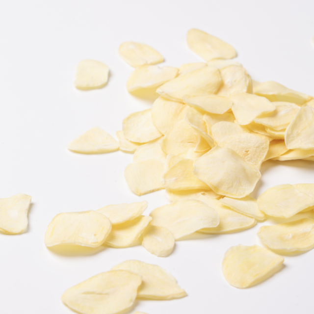 Dehydrated Garlic flakes good quality