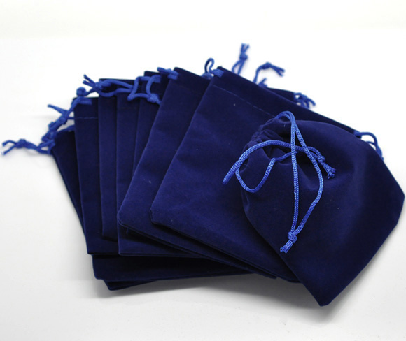Pochette en velours bleu Drak avec ficelle bleue
