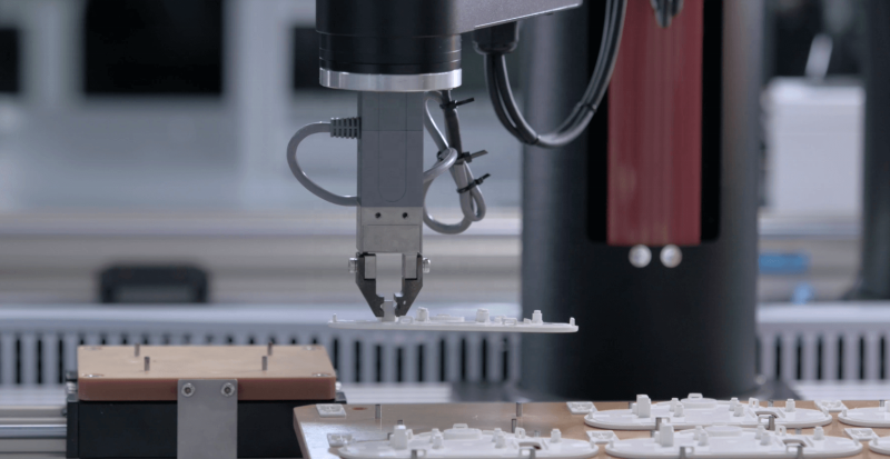 4-Axis SCARA Robot Arm with 2-3kg Payload for Industrial Collaborative Nut Screwing Tasks