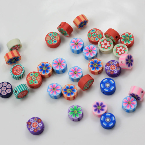 Günstige Großhandel Runde Blume Polymer Clay Slice Perlen Dekoration Charms für Schmuck machen Dekor Mini Cabochon