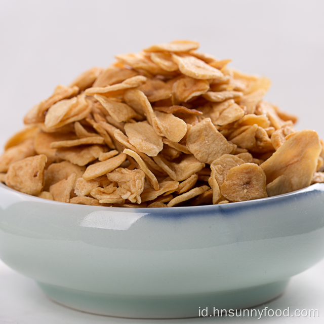 Serpihan bawang putih goreng dehidrasi