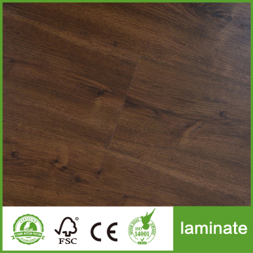 Random width laminate flooring