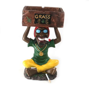 Cross-border hot sale creative character shape large ashtray smoking accessories