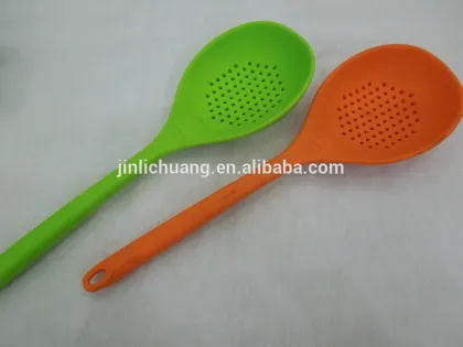 Personalized silicone baby spoon/silicone cooking spoon flexible, silicone baby spoon collapsible