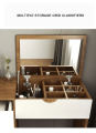 सरल और आधुनिक बेडरूम ड्रेसिंग टेबल