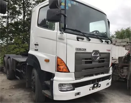 Good Condition Used HINO 700 6x4 Truck Tractor Head