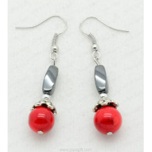 Boucle d&#39;oreille hématite Red Coral Twist Beads