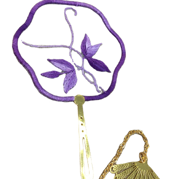 Exquisite Chinese Style Embroidery Bookmark: Purple Butterfly Flower Design - A Fashionable Gift for Friends