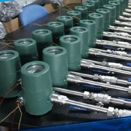 Natural gas oxygen hydrogen thermal gas flow meter