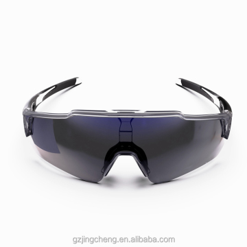 Trendy UV400 Mens Square Sunglasses - Fashion European Design Polarized Lens