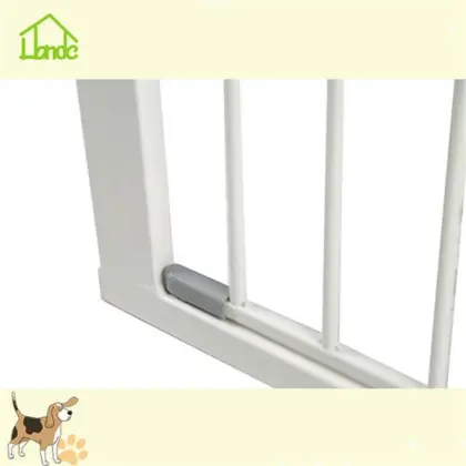 Fashion baby safety door with safety lock