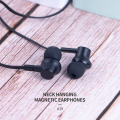 Trådlös magnetisk BT 5.0 headset i örat