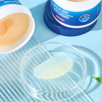 OEM Gündüz Kojik Asit Kırışıklık Karşıtı Beyazlatıcı Nemlendirici C vitamini Hiyalüronik Asit Kremi