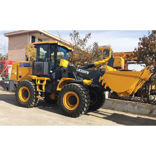 Высокая производительность используется колесным погрузчиком LW300FN