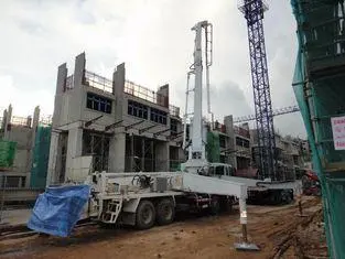 ISO Jinggong Concrete Pump Trucks 47m 390HP Concrete Pumpin