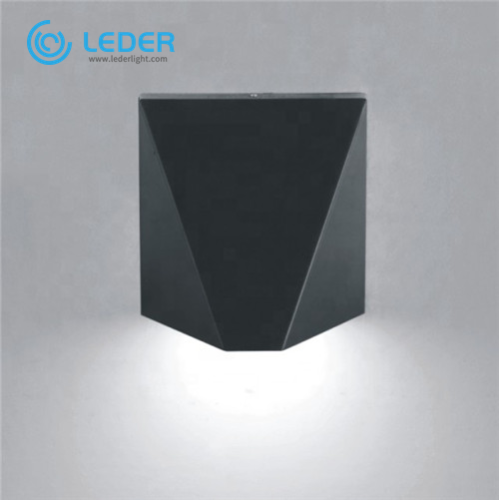 LEDER Feature Czarna prosta zewnętrzna lampa ścienna LED