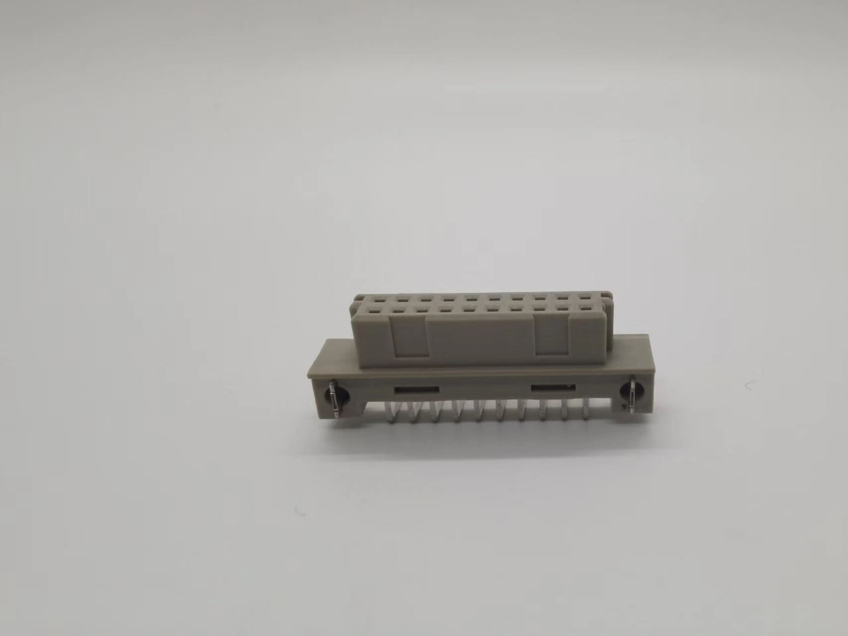DIN41612 Right Angle Female Type 0.33Q Connectors China Manufacturers ...