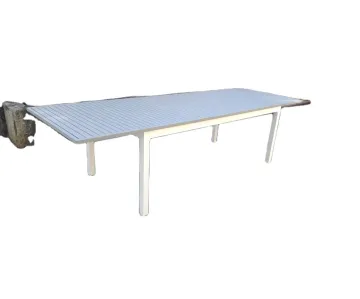 Aluminum Outdoor Patio Table with Butterfly Extension System