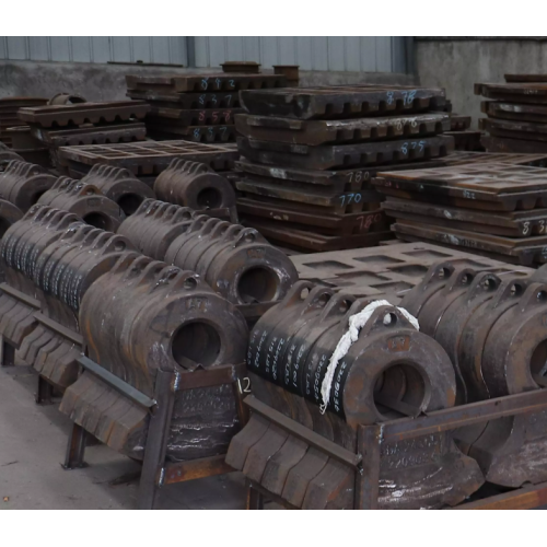 Metal Crusher Wear Parts High Manganese Shredder Hammer