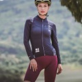 Алыс қашықтықтағы әйелдерге арналған ең жақсы велосипедтер шорттары