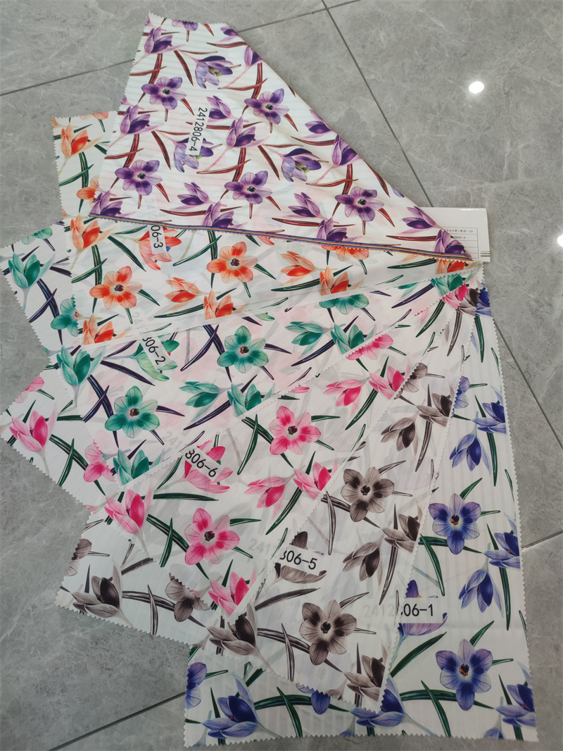 Sommersatinstoffe Summer Satin Fabrics