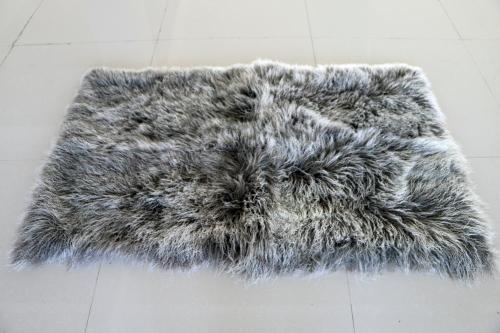 Coperta di pelle di pecora riccia tibetana