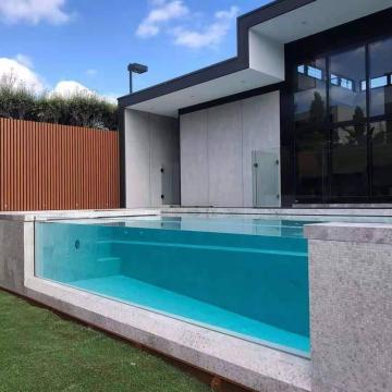 Yüzme havuzu duvarı için açık akrilik sayfa