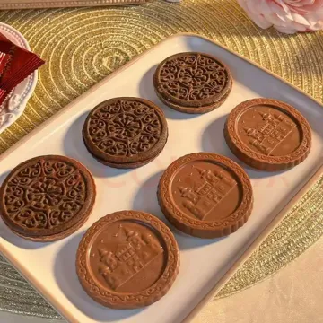 Chocolate Biscuit with Variety Flavors