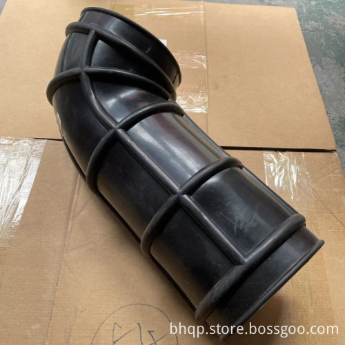 SINOTRUK HOWO 336 6x4 Dump Truck Engine Parts - Air Filter Intake Hose & Exhaust Pipe