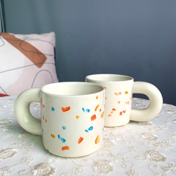 Handbemalte Keramikbecher für Büro - einzigartige Designs für Tee und Kaffee