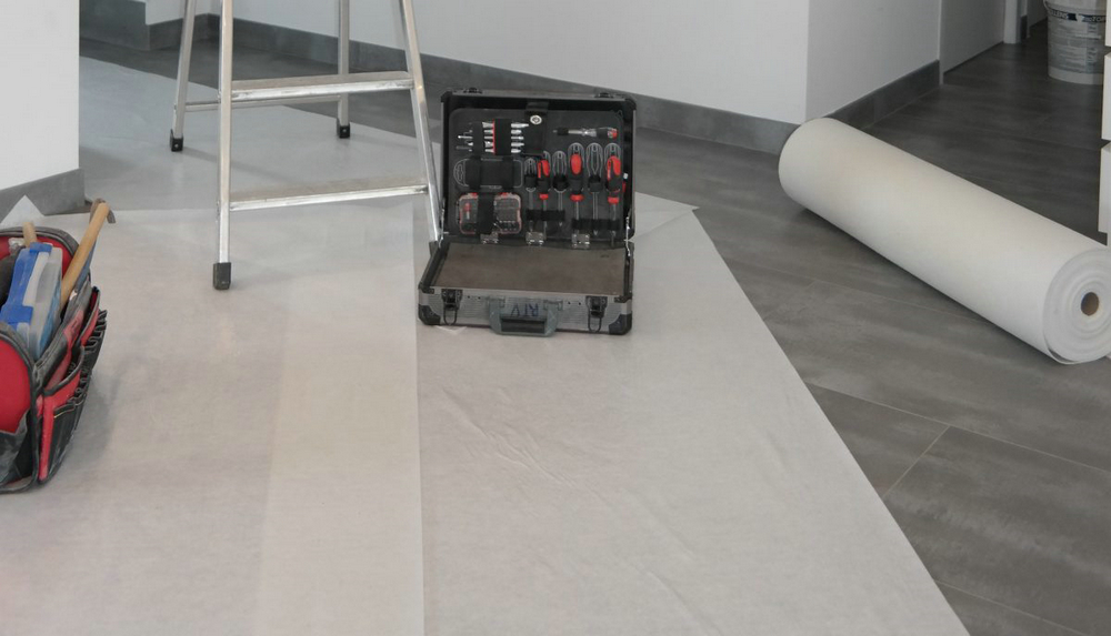 Бетонова защита на пода По време на строителството
