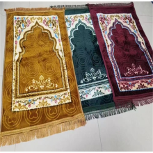 Jacquard मुद्रित मैट मुस्लिम एम्बेस्ड प्रार्थना गलीचा