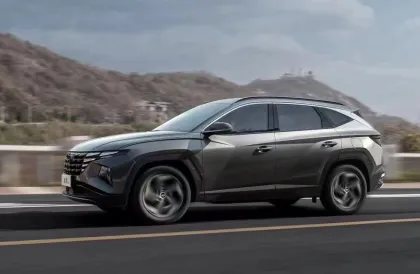 5-seater Comfortable gasoline SUV Hyundai Tucson