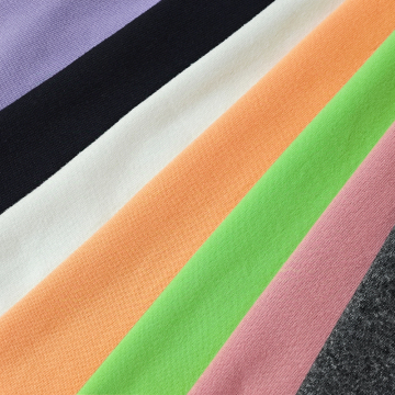 Partihandelsträcktyg 90% polyester 10% spandex - fabriksanpassad mjölksilktröja tyg