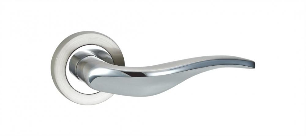 Embedded Aluminum door handle on zinc rosette