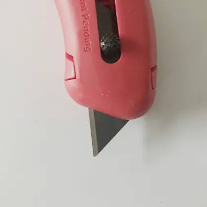 Ergonomic desigh concave wheel spline roller knife