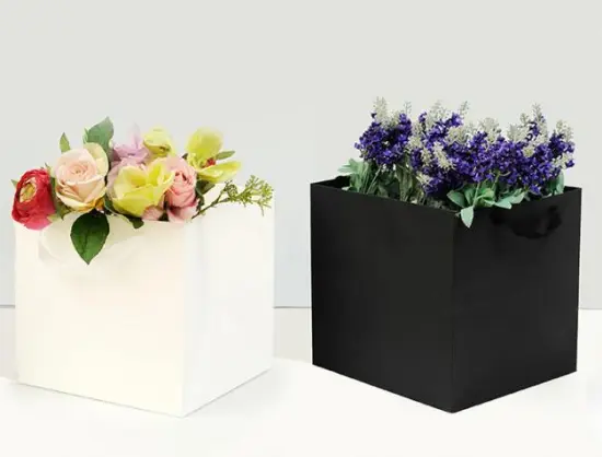 Square Portable Flower Kraft Paper Packing Box