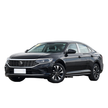 2023-2024 VW Passat B8 Auto a benzina - Berlina premium con tetto apribile per adulti