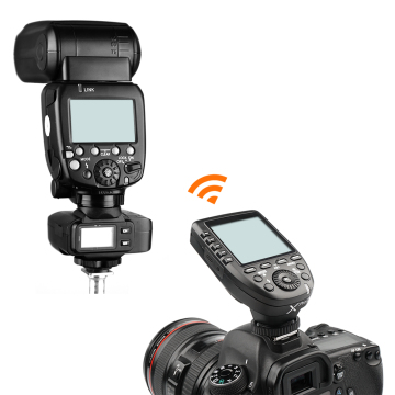 Godox XPRO-C 2.4G Ασύρματη σκανδάλη Flash για Canon DSLR με E-TTL II και HSS