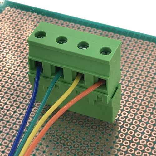 seitlicher Kabelanschluss 4-poliger PCB-steckbarer Klemmenblock