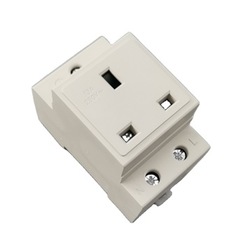 Δημοφιλές υπαίθριο κουτί διανομής Power Socket: Igercn Brand IG-303S BS Modular DIN Rail τοποθετημένη παγκόσμια υποδοχή