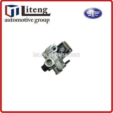 Part for FAW HONGYAN truck ABS relay valve