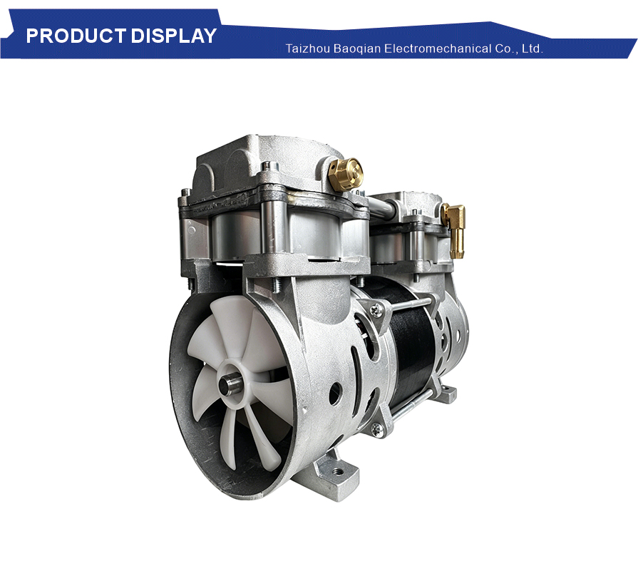 Stable flow refilling piston pump