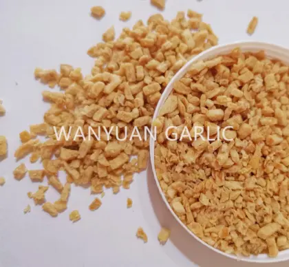 Crisp fried garlic in bottle
