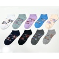 Simple and fashionable women's socks