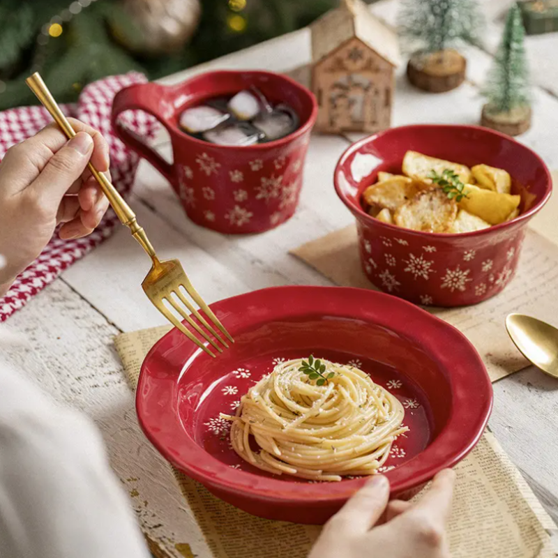 Limited time Christmas red ceramic plate