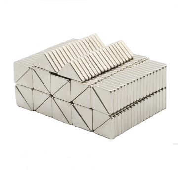 أحدث مثلث Neodymium Magnet N52: مغناطيس مثلث مغناطيسي عالي الطاقة