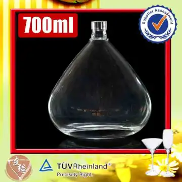 Special 700ml super flint glass clear xo triangle shape bottle