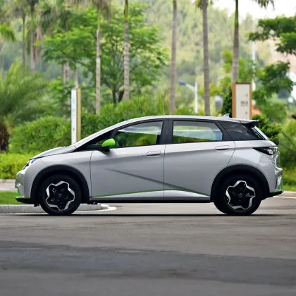 2023 Byd Dolphin Electric Car 420km Byd Dolphin Fashion Edition Fast Charging Time 0.5h Small EV Electro Car Byd Dolphin Hybrid